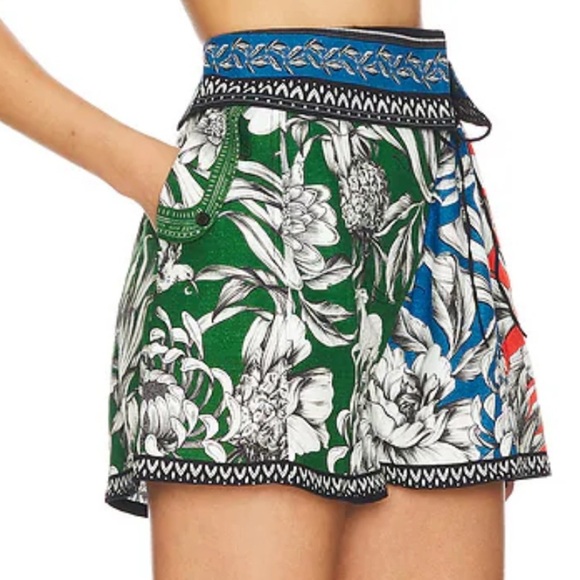 Agua Bendita Sophie Blue and Black Floral Abstract Asymetrical Shorts Size M - Picture 3 of 13